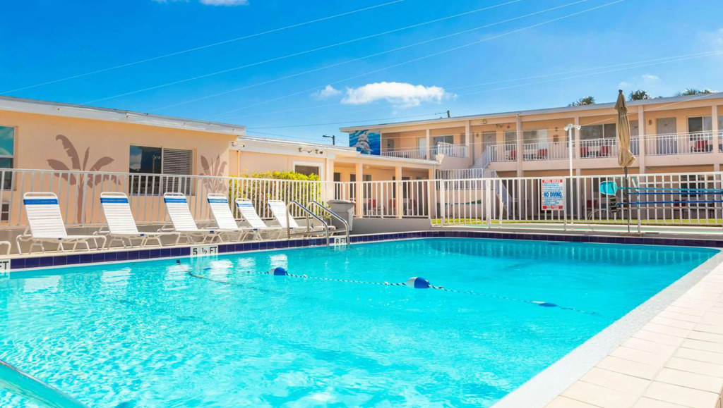Belleair Beach Resort Motel
