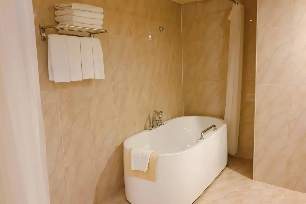 Ramada Hotel and Suites Seoul Central