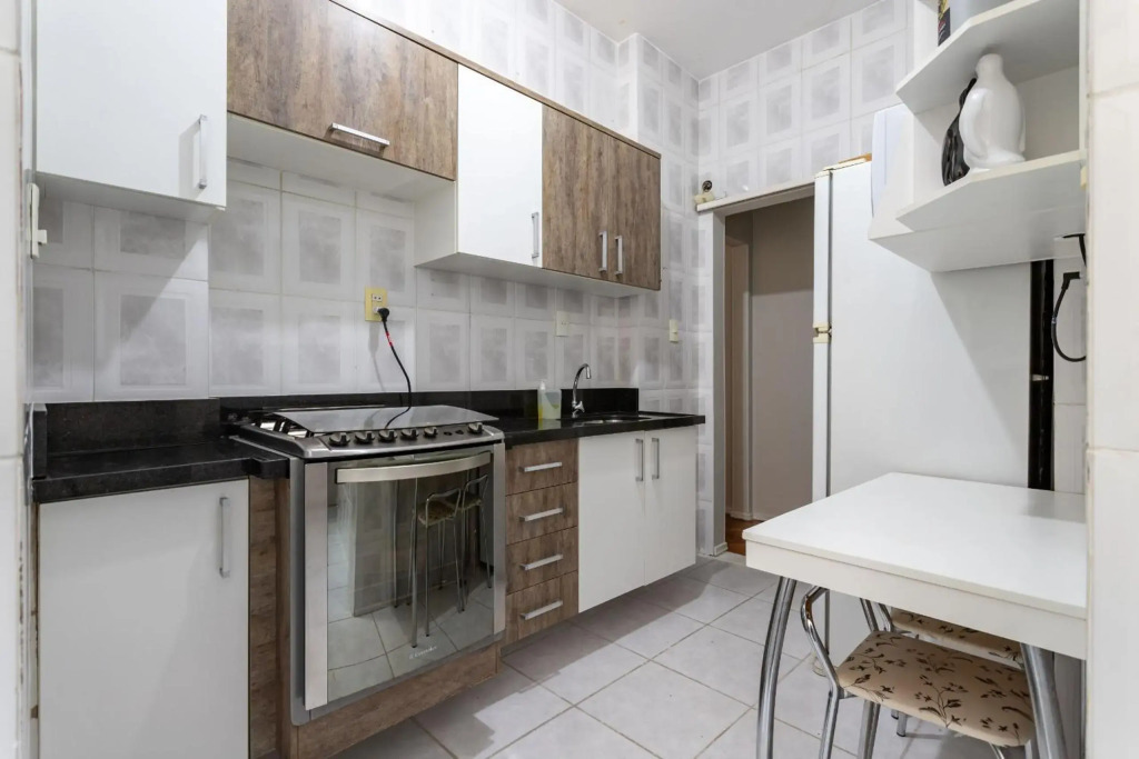 Pineapples PM203 - Moderno apartamento em Ipanema