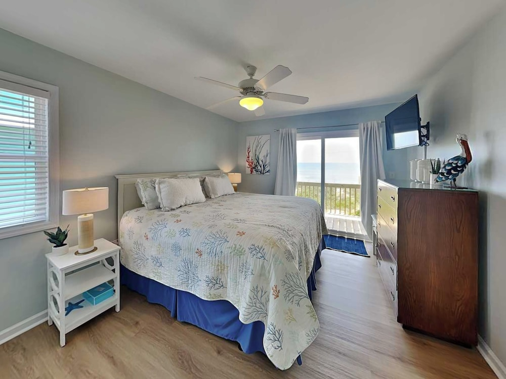 The Salty Spot by Topsail Realty