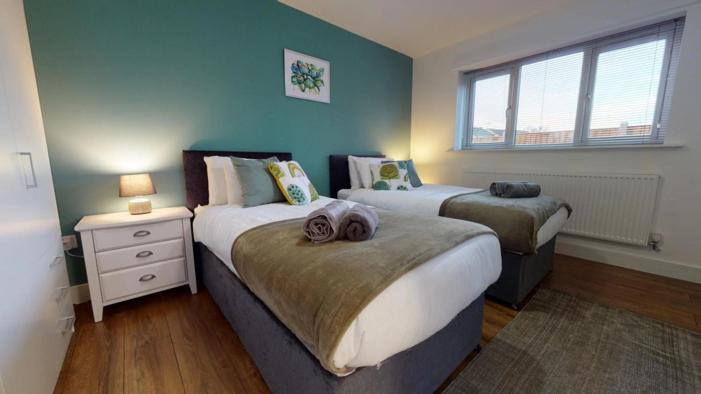 Spacious 2 Bedroom Corporate Apartment by Srk Serviced Accommodation