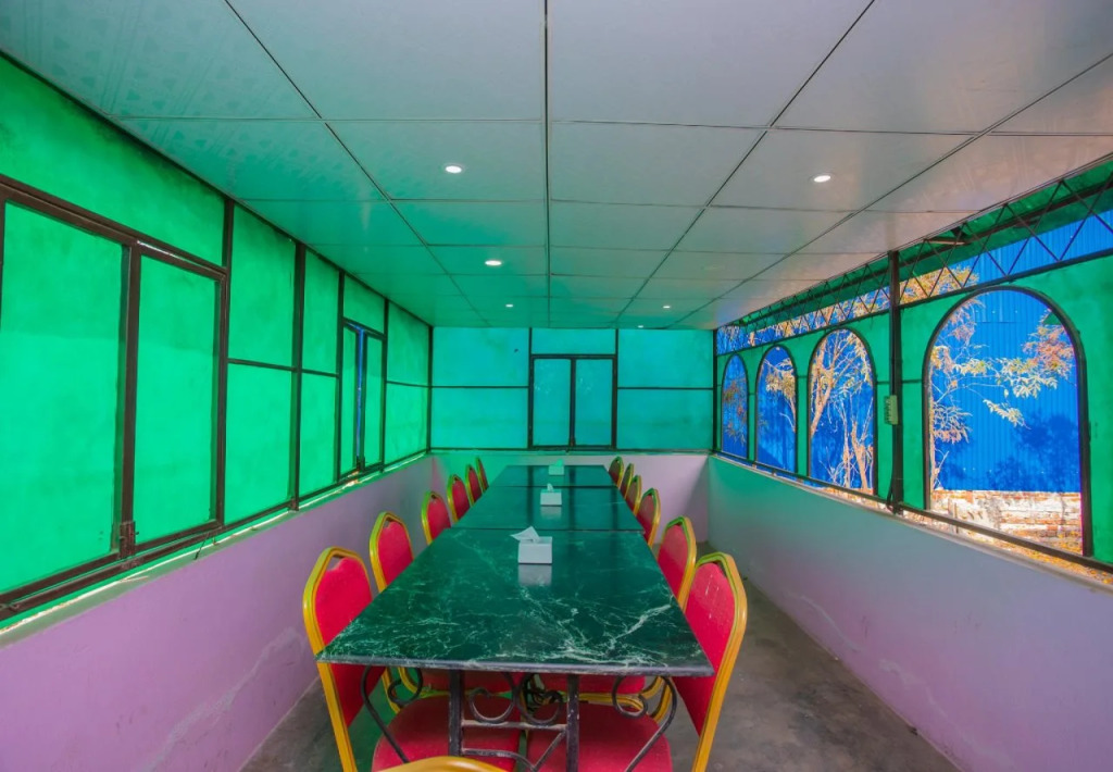 OYO 275 Sunshine Garden Resort