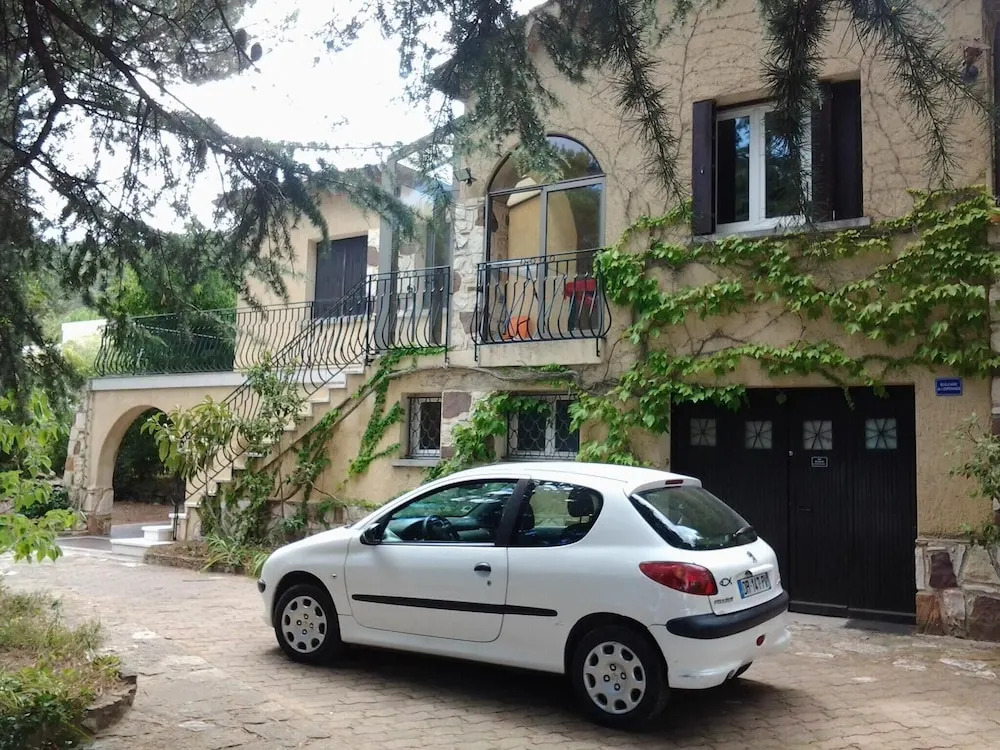 House With 6 Bedrooms in Bagnols-sur-cèze, With Private Pool, Enclosed Garden and Wifi