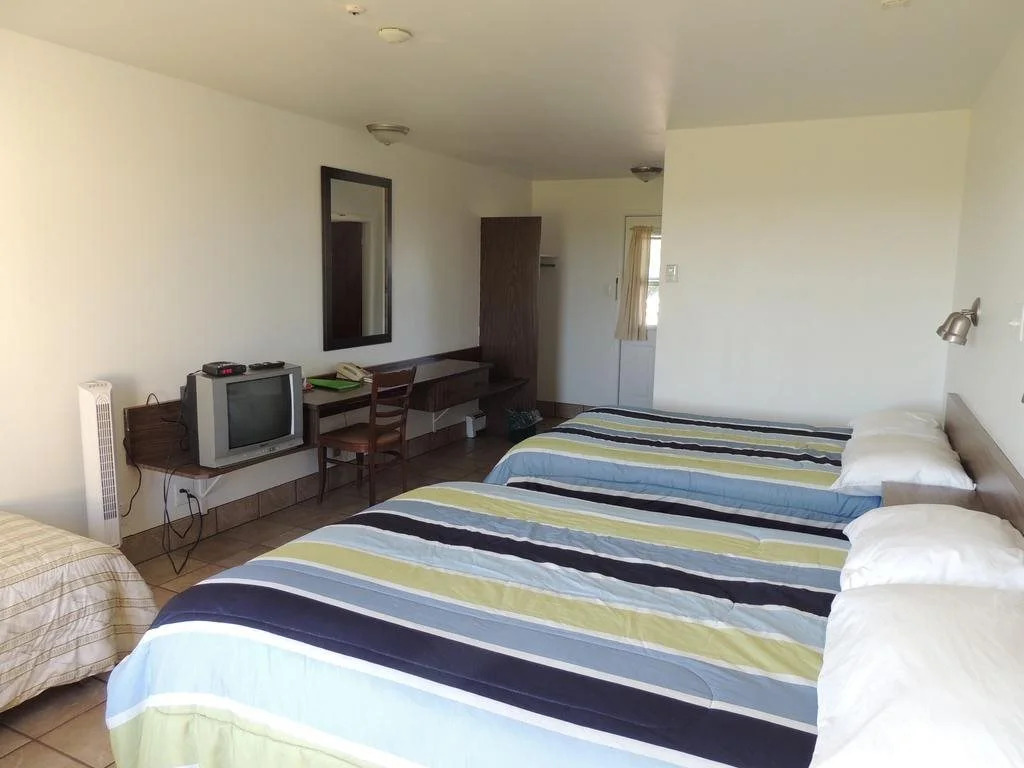Balmoral Motel