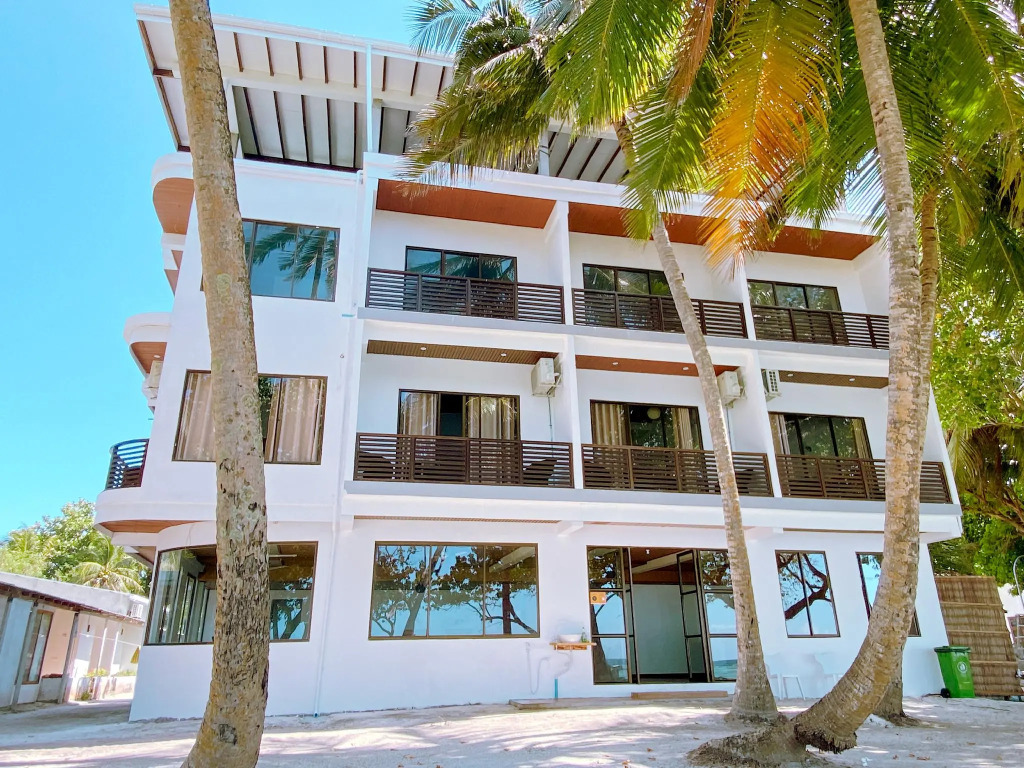 The Pearl Seaview