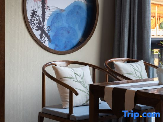 Sulv Lotus · Pushu Manju River View Holiday Hostel