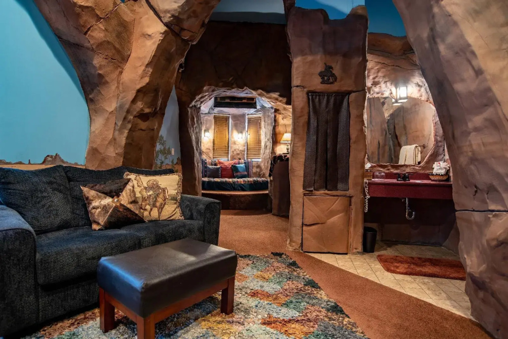 The Anniversary Inn - Boise