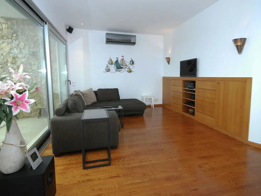 Modern Villa in Caldas da Rainha by the Sea
