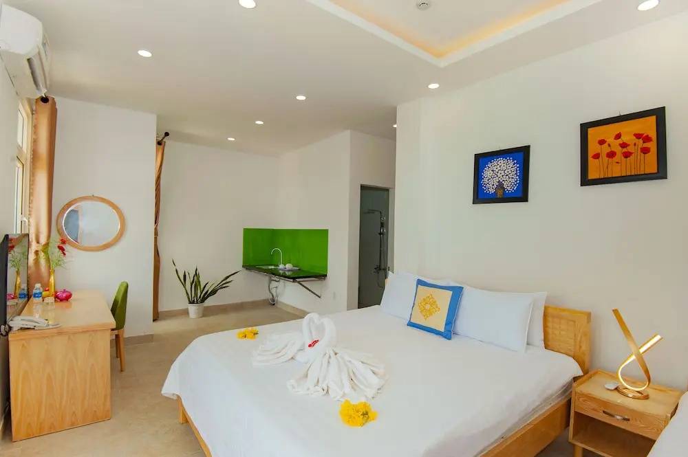 Yellow Daisy Villa