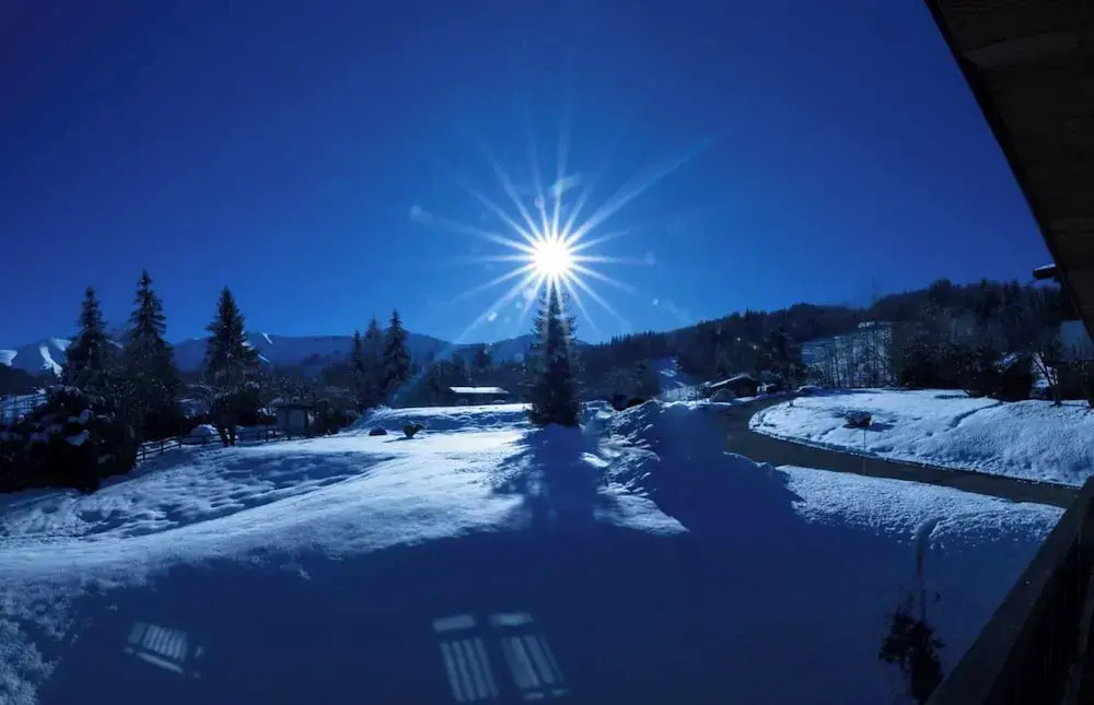 Modern 2 Bedroom Apartment, Close to ski Lifts