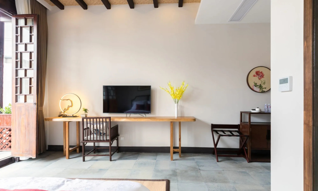 Yi Garden Cultural Hotel Disney Branch