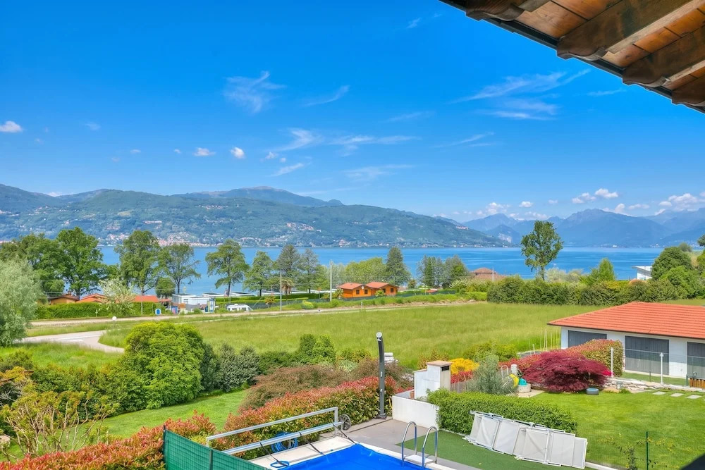Miralago Lake View & Private Garden