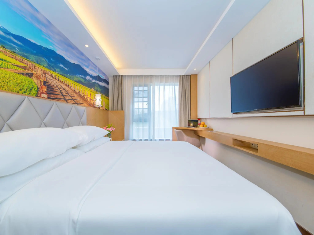 Vienna 3 Best Hotel (Yaxin Hospital Aeon Mall)