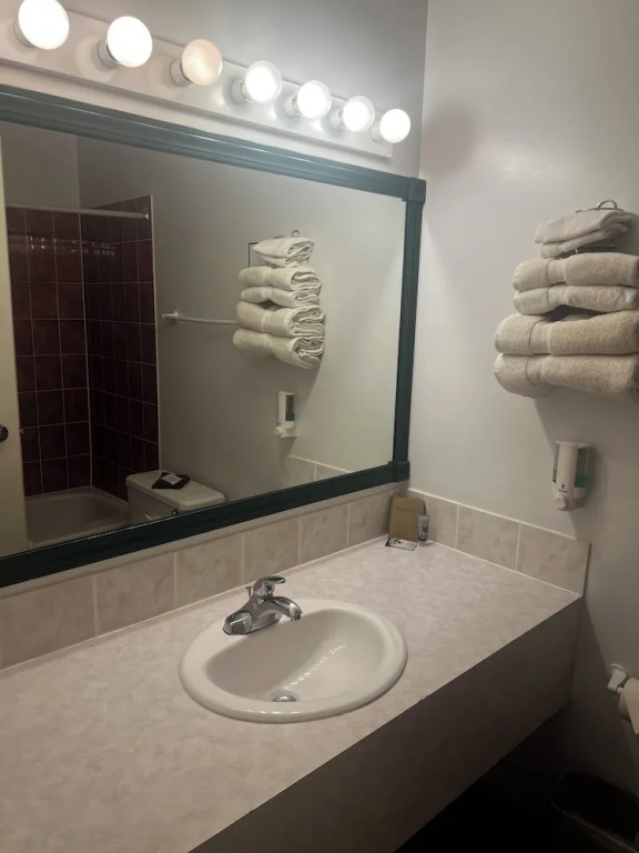 Coast Whitecourt Hotel