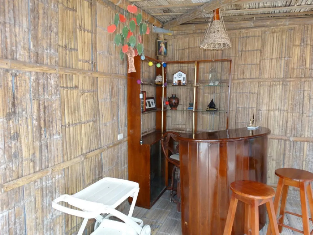 Chescos Hotel