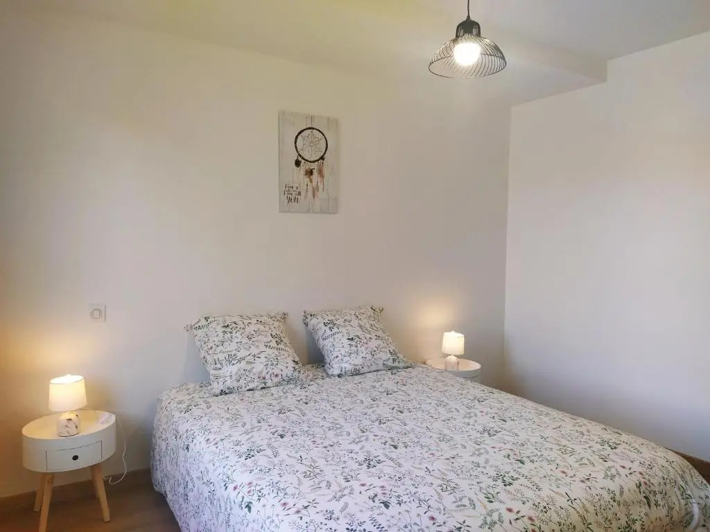 Maison Garbay spacieuse parking jardin