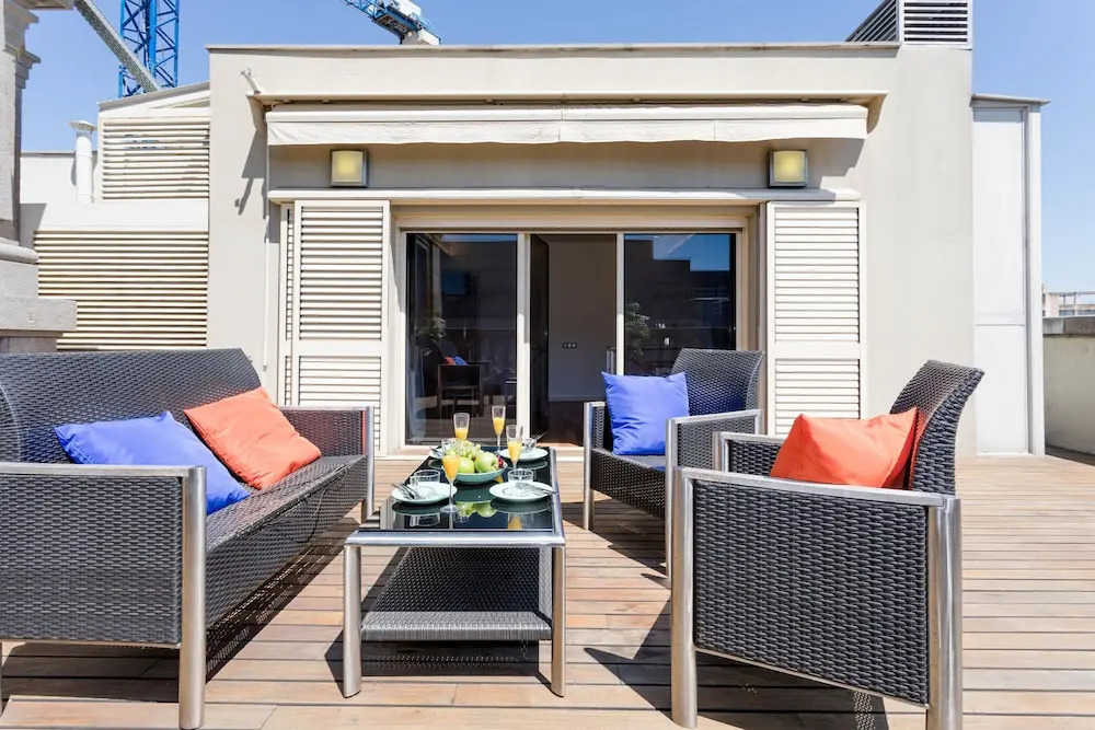 Rent Top Apartments near Plaza de Catalunya