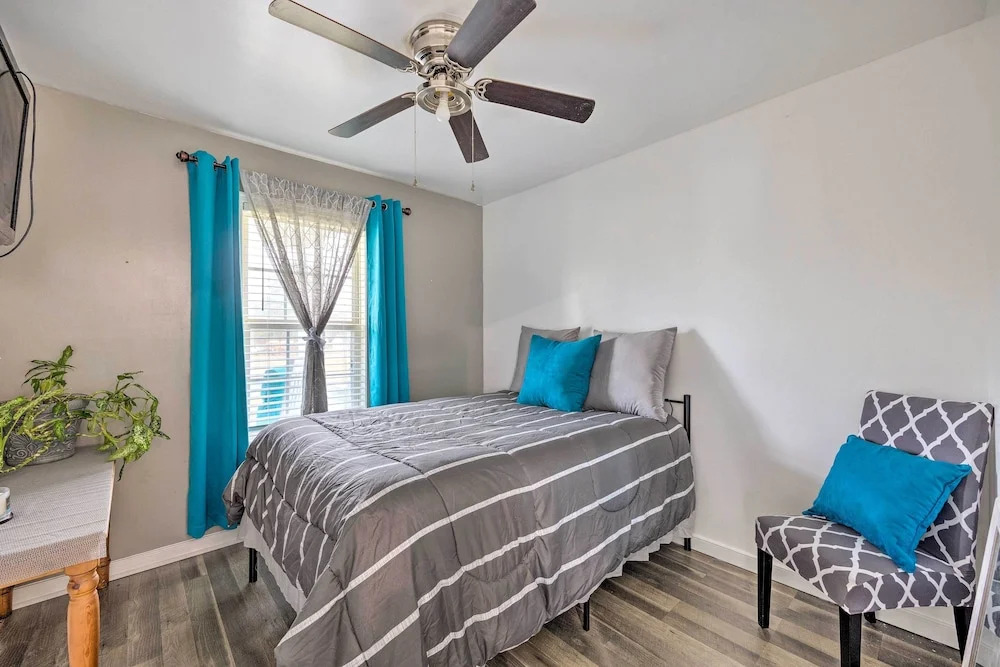 Richmond Home with Pool, 5 Mi to Downtown