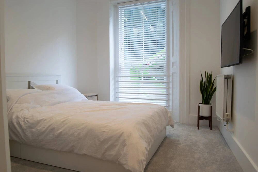 Central and Spacious City of London Apartment
