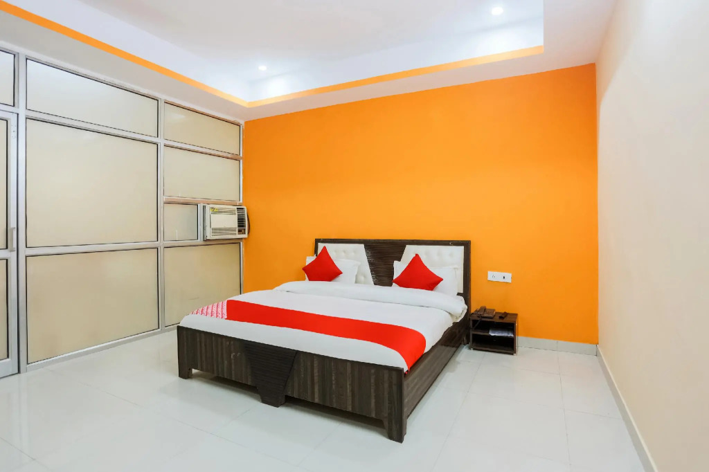 OYO 49609 The Welcome Mat Hotel