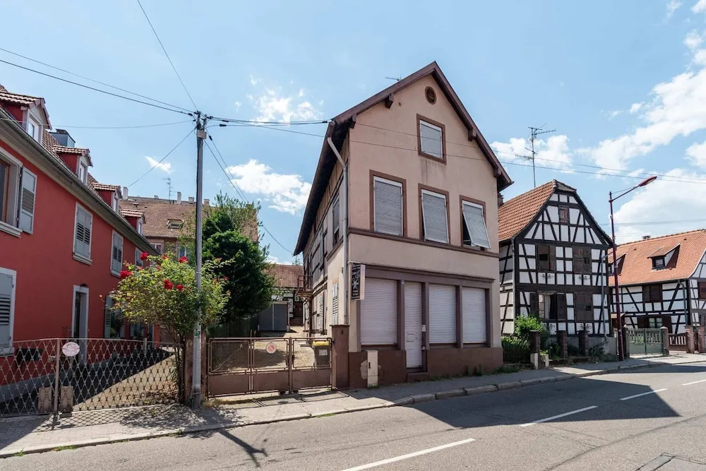 Charming 2 Room Apartment - Schiltigheim