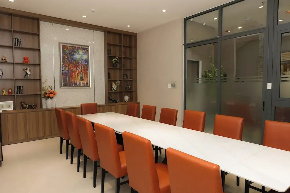 Lanura Saigon Boutique Hotel