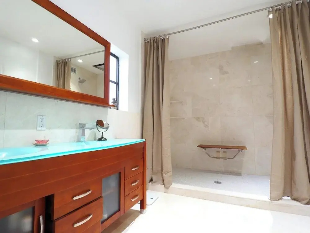 #1 Beach Estate Las Olas Beach Best Location