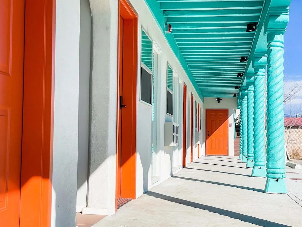 Taos Motor Lodge
