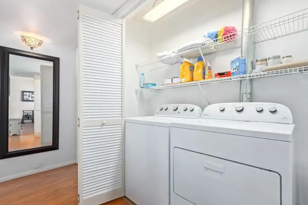 105th Sun City 2 Bedroom Home by Redawning