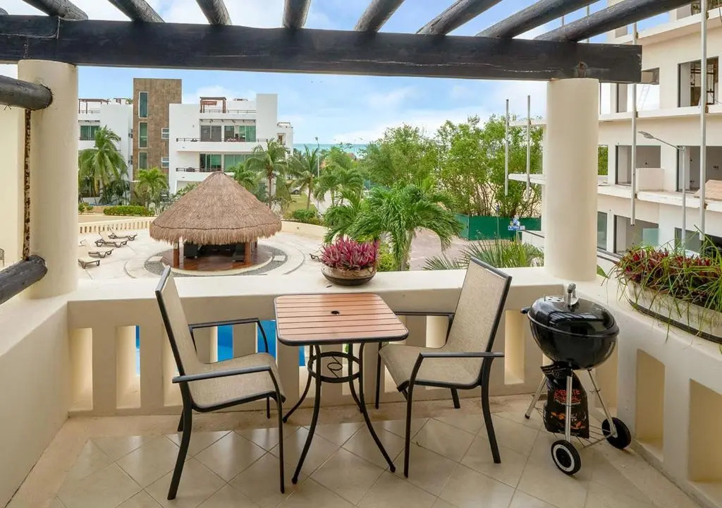Condo Sol 6 - 3 Bedroom Condo Only 1 Block from Coco Beach - At Luna Maya Condos