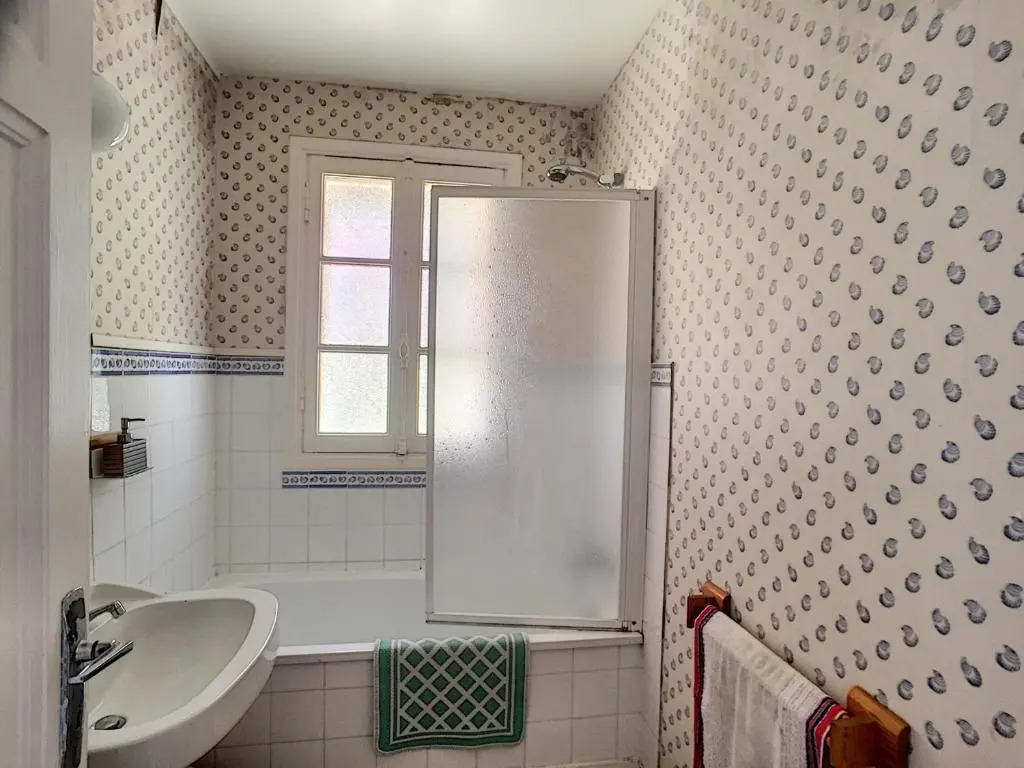 Maison Jullouville, 5 pièces, 8 personnes - FR-1-361-60