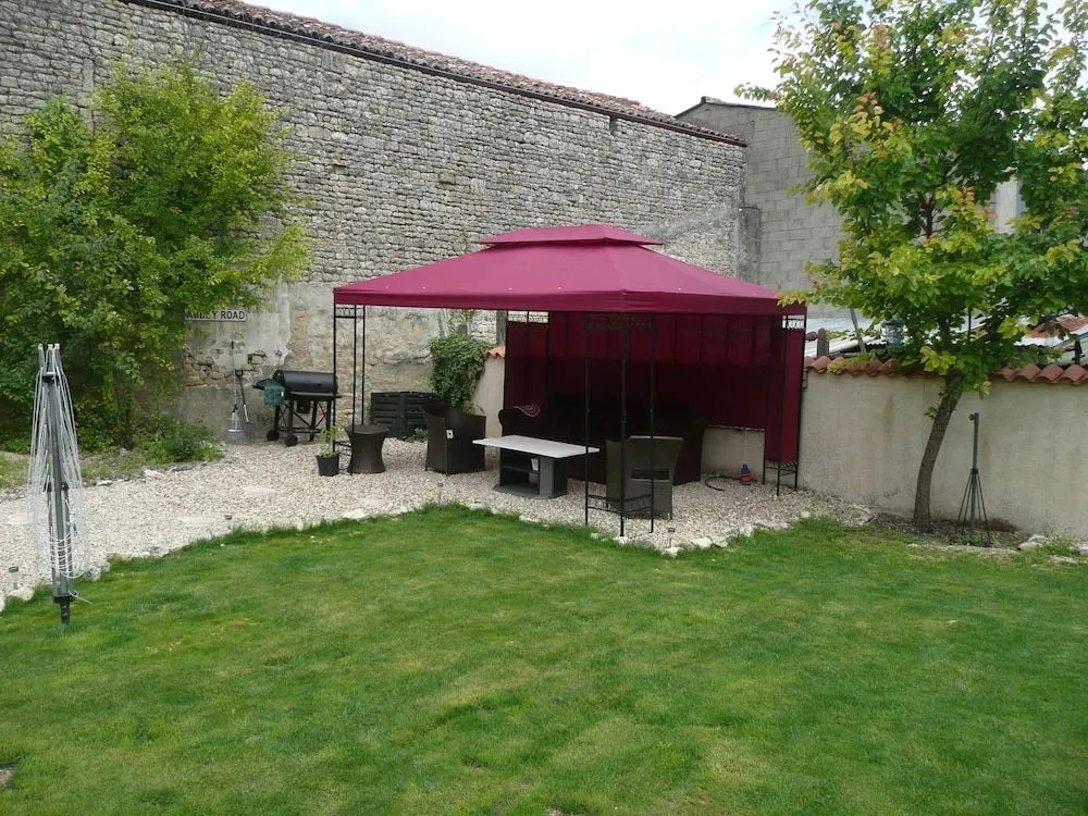 Maison Blanc