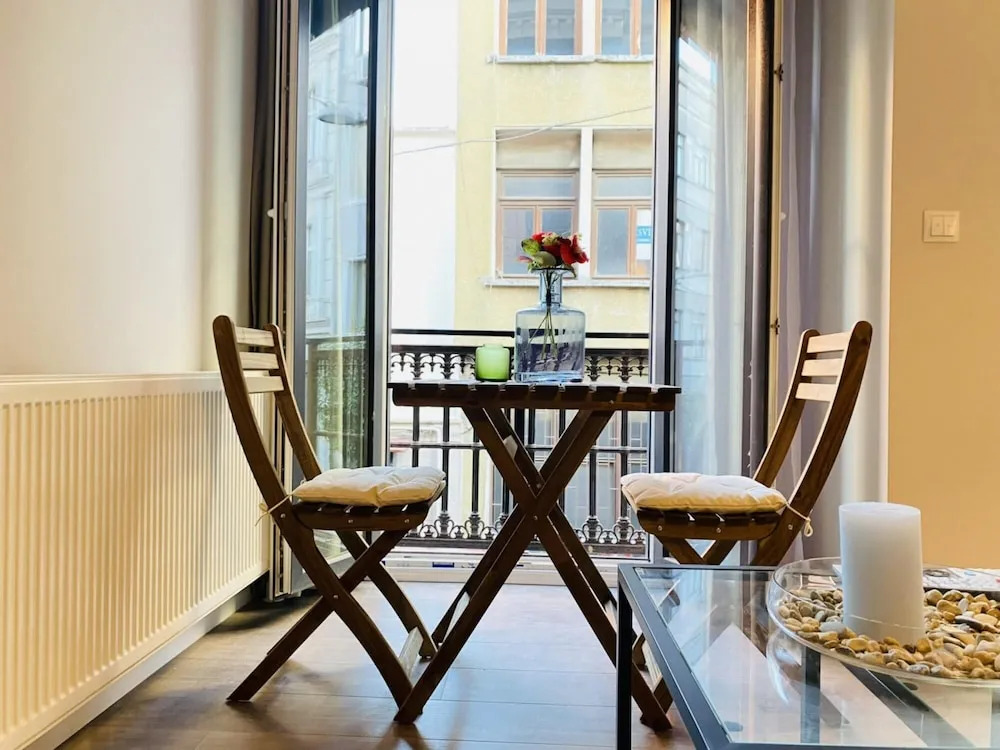 Missafir Central and Refreshing Flat in Beyoglu
