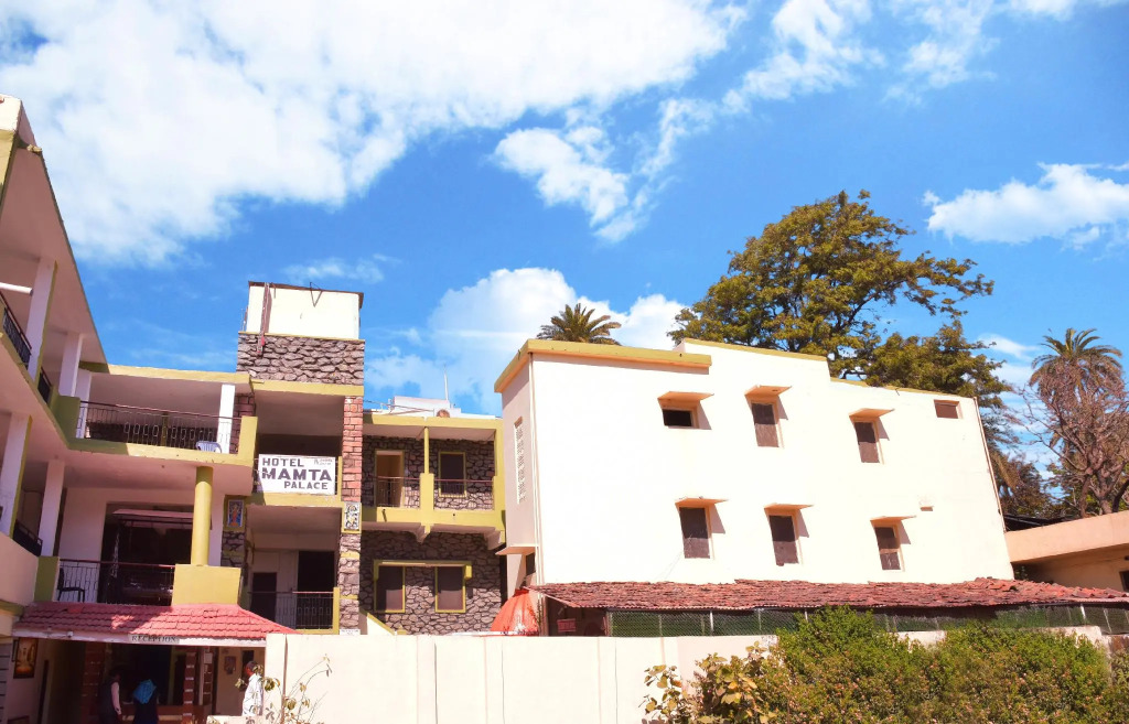 Hotel Mamta Palace, 500 meters from nakki lake