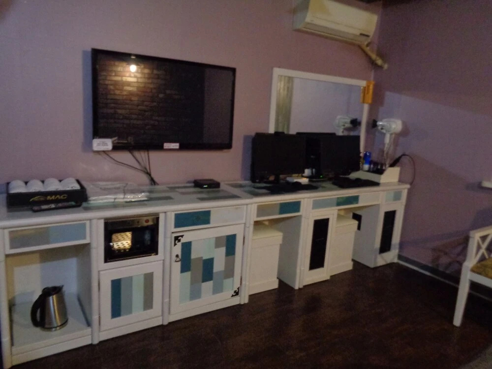 Mac Hotel