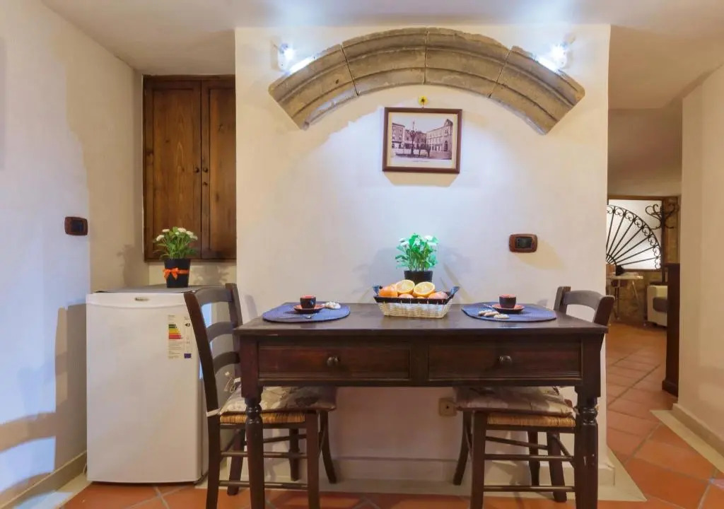 CENTER HOUSE - Apartment with Balcony Ortigia Wifi