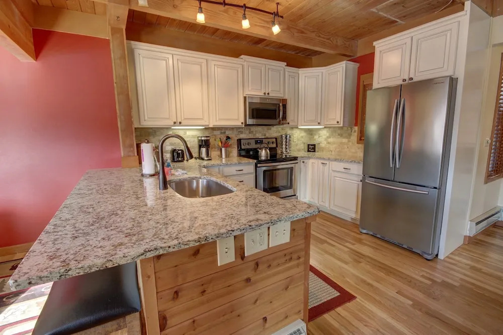 Tennis Townhomes 1314