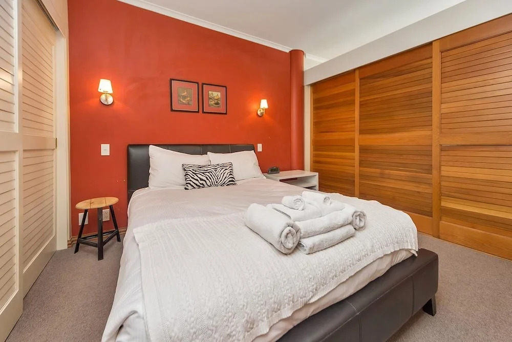 QV Luxury Sea View Apartment - 581