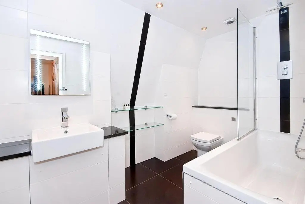 Apartment 4, 48 Bishopsgate by City Living London
