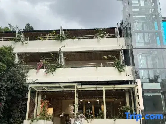 Hua Tian Homestay