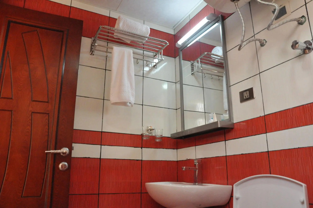 Kersay Hotel