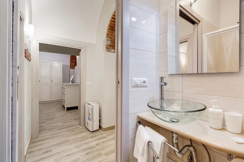 Lovely and Modern Flat 5 Minutes From Colosseo!