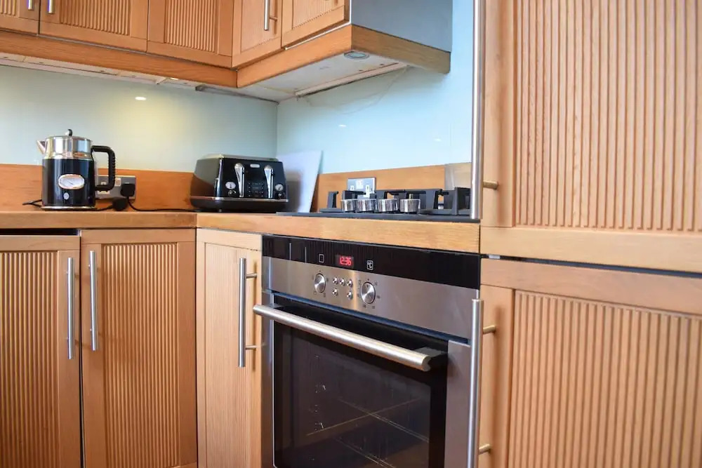 1 Bedroom Primrose Hill Apartment