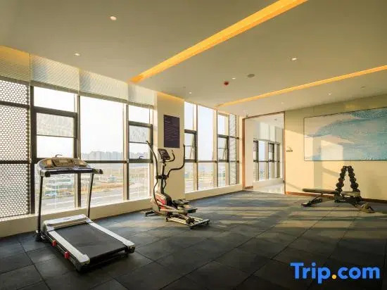 Mehood Lestie Hotel (Longhu Financial Island Zhongyuan Technology Branch