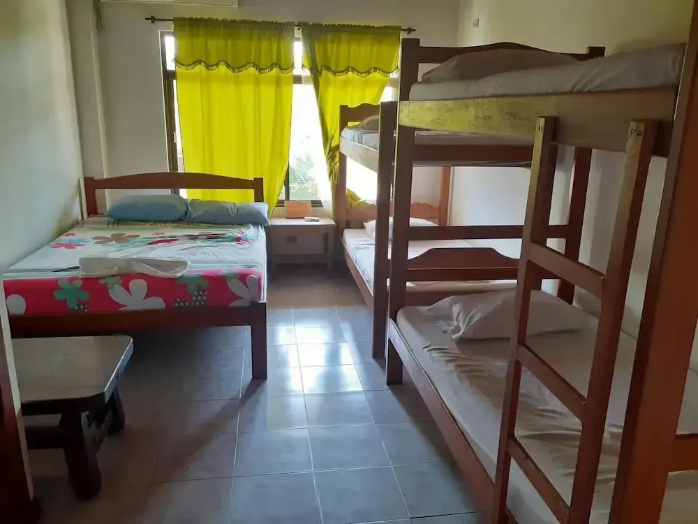 Tauma Hostal & Camping