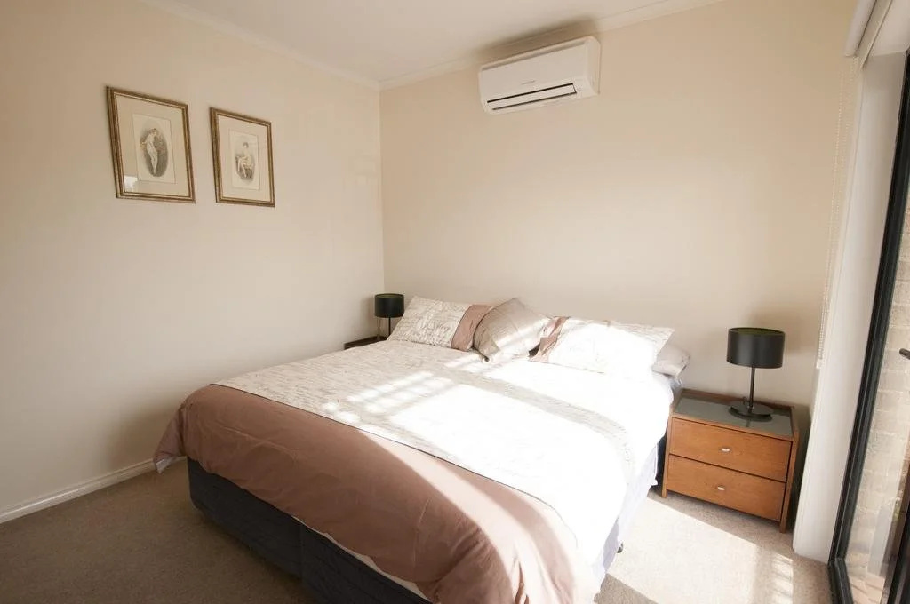 Yarra Glen Racecourse Apartments