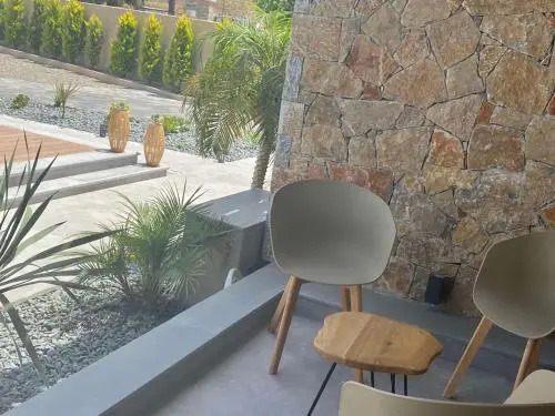 Aparthotel 4 Stars Karteros
