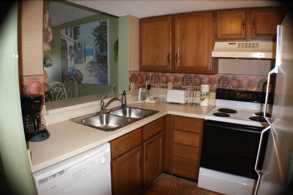 Ocean and Raquet Club 4302 2 Bedrooms 2 Bathrooms Condo