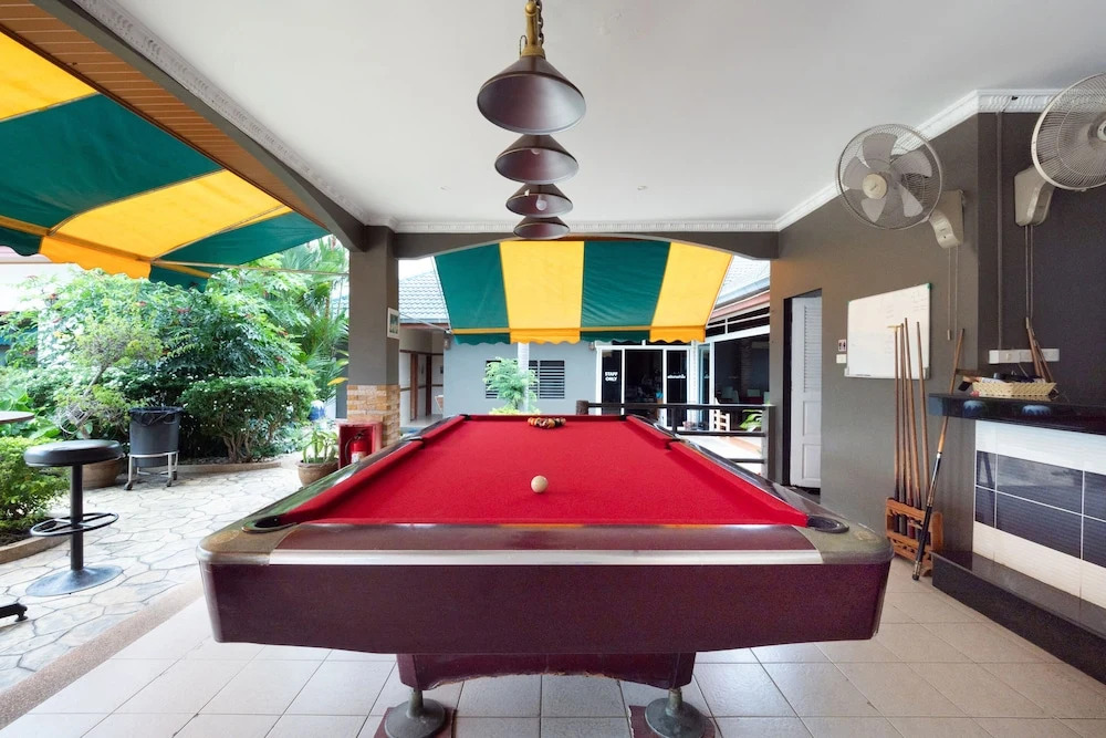 Rendezvous Resort Pattaya(รองเดวู รีสอร์ท พัทยา)