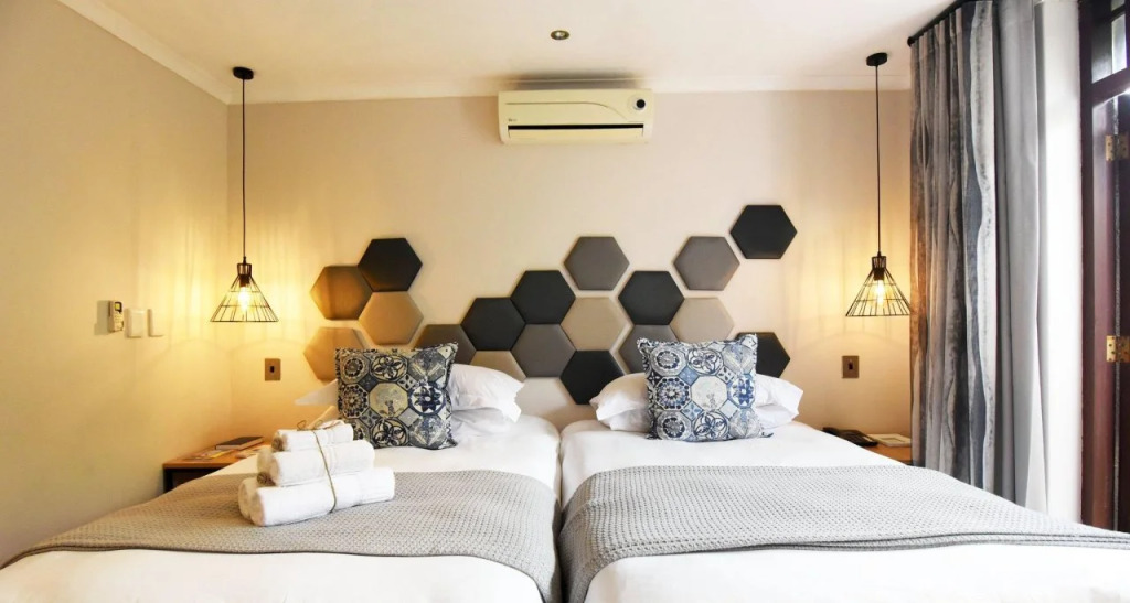 Feathers Boutique Hotel